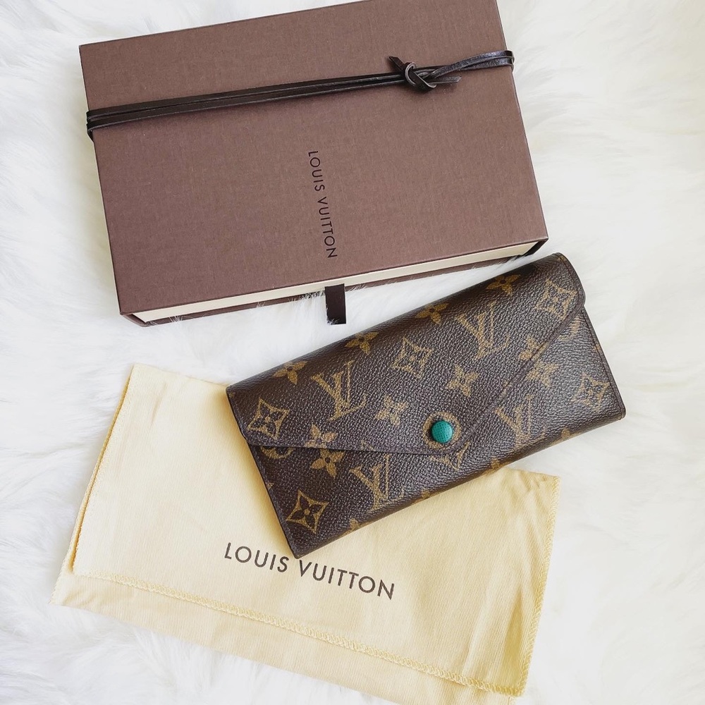 ***SOLD*** Authentic Louis Vuitton Wallet